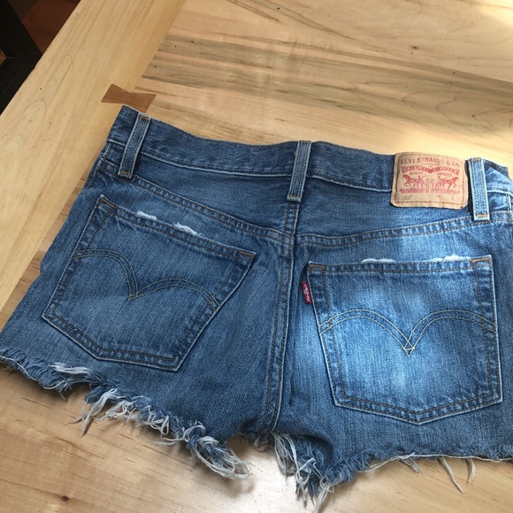Levi’s shorts. Purchased and wore once. - Picture 3 of 4